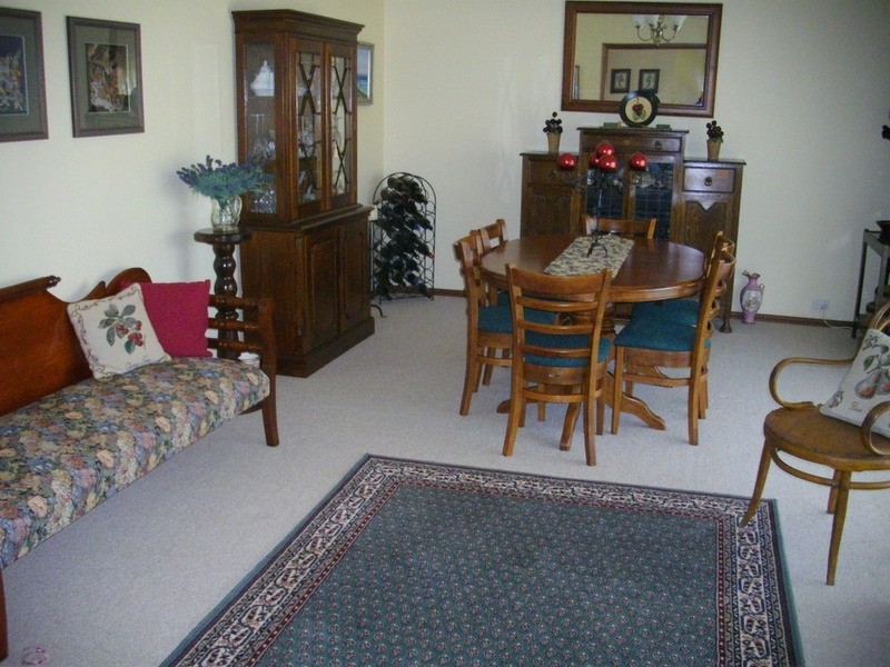 10  Samuel Street, Laura SA 5480