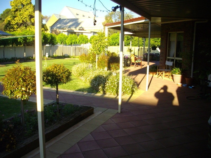 10  Samuel Street, Laura SA 5480