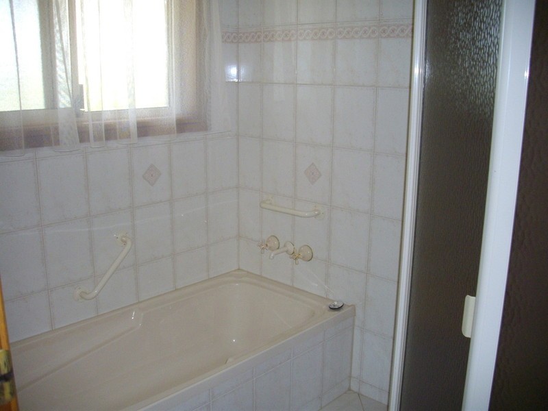 17 Mill Street, Laura SA 5480