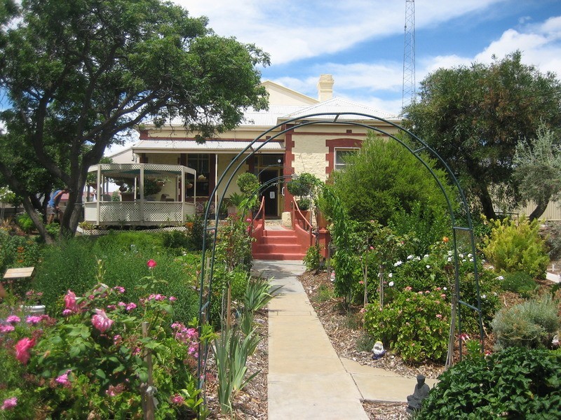 14 West Terrace, Port Broughton SA 5522