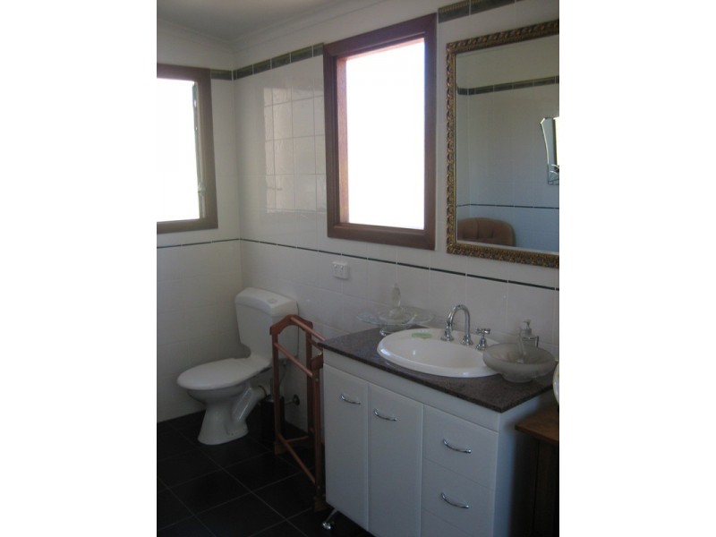 14 West Terrace, Port Broughton SA 5522