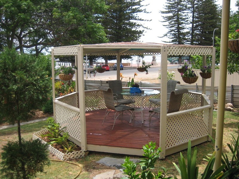 14 West Terrace, Port Broughton SA 5522