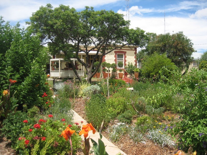 14 West Terrace, Port Broughton SA 5522