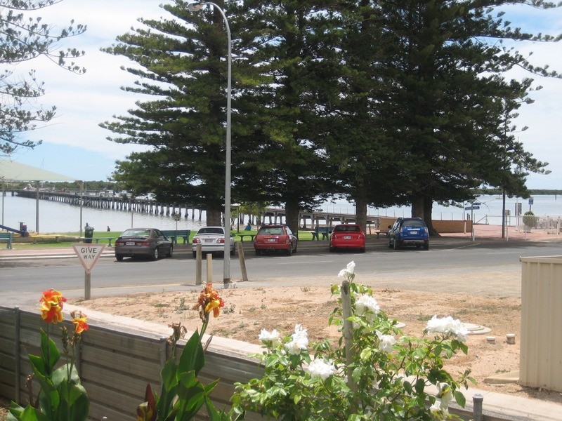 14 West Terrace, Port Broughton SA 5522
