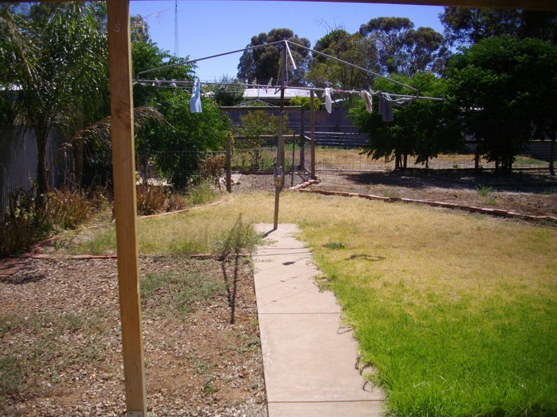 9 Giles Street, Crystal Brook SA 5523