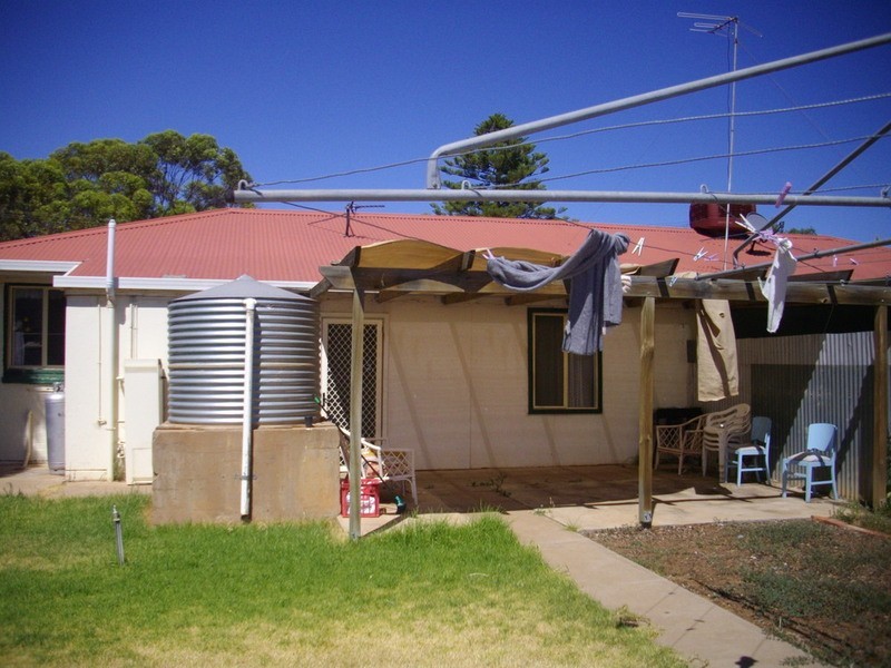 9 Giles Street, Crystal Brook SA 5523