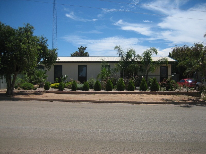 2 Casey Road, Port Broughton SA 5522