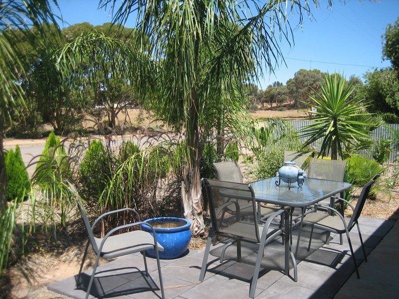 2 Casey Road, Port Broughton SA 5522