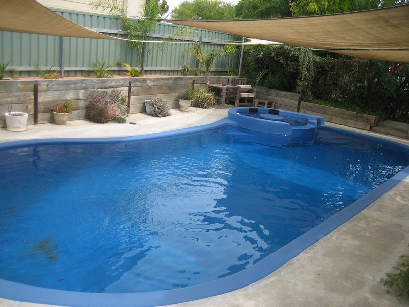 4 and 4b Parma Street, Port Broughton SA 5522