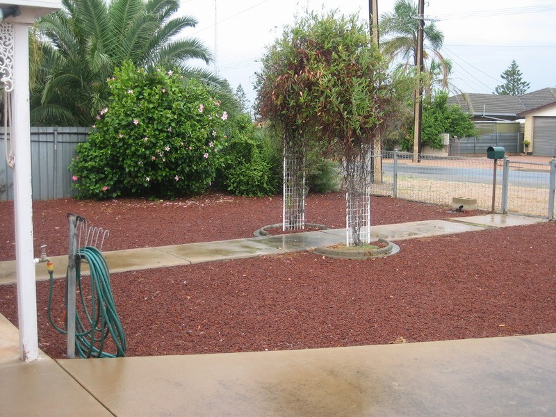 4 Mackay Street, Port Broughton SA 5522