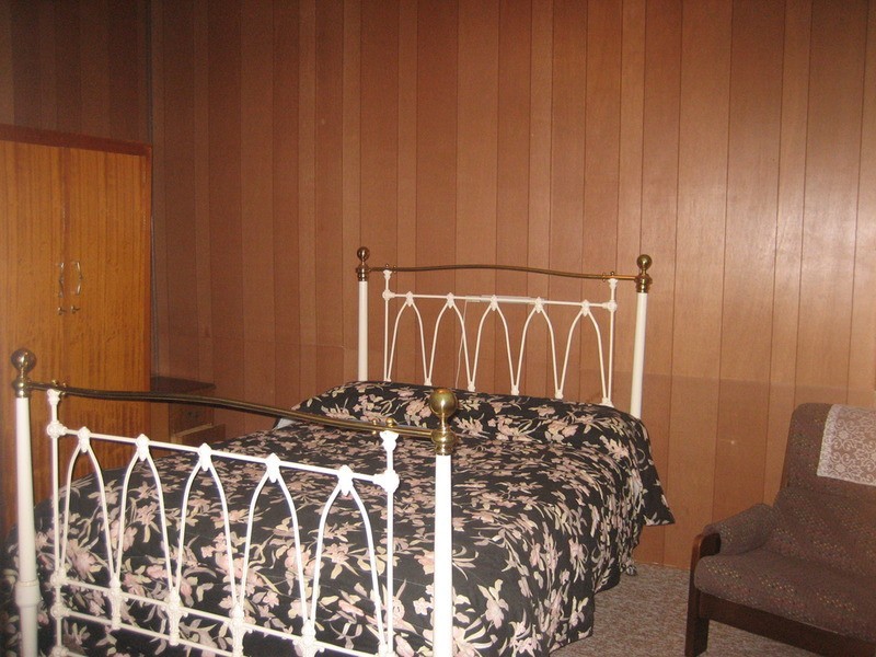 4 Mackay Street, Port Broughton SA 5522