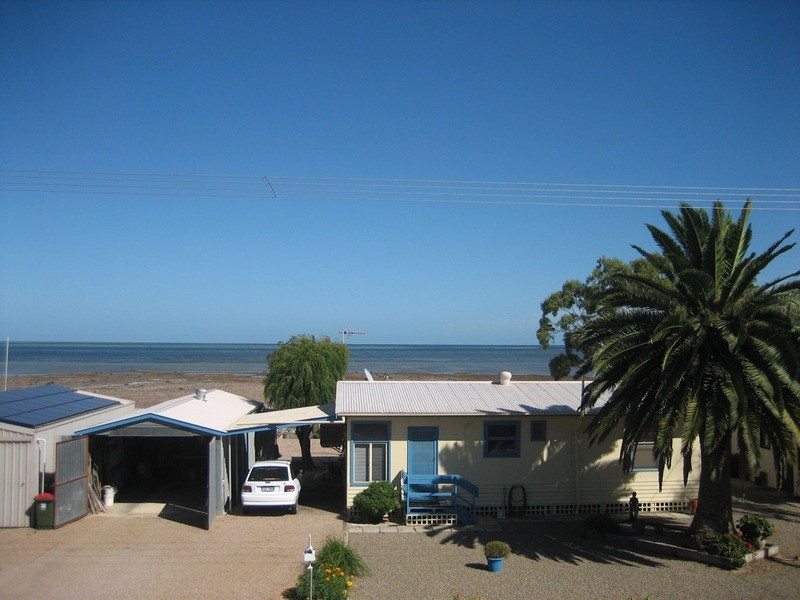 6 Kerley Street, Port Broughton SA 5522