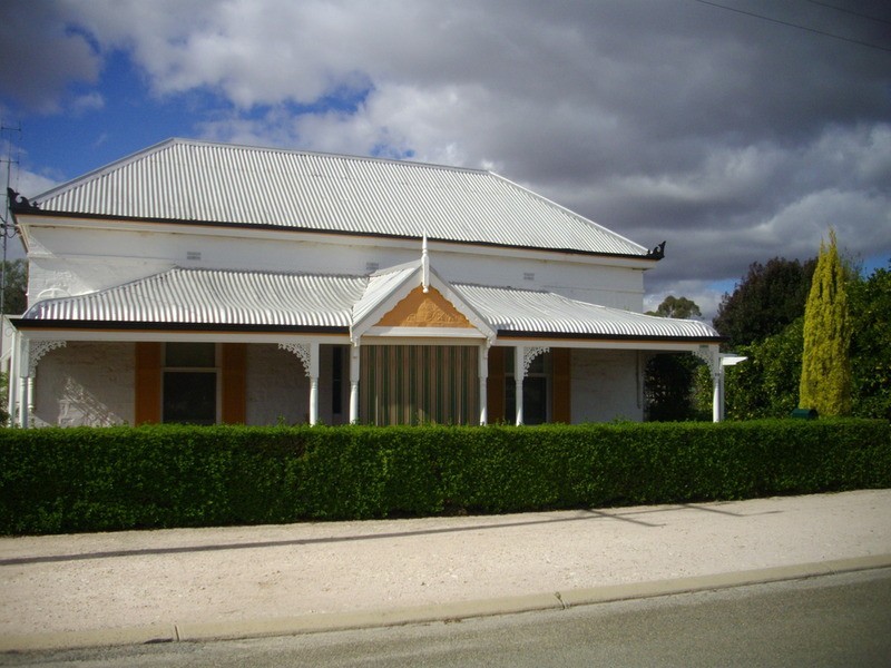 24 Booyoolie Street, Laura SA 5480