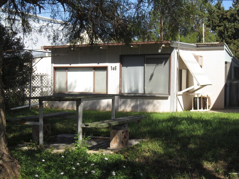 106 Whiting  Road, Fisherman Bay SA 5522