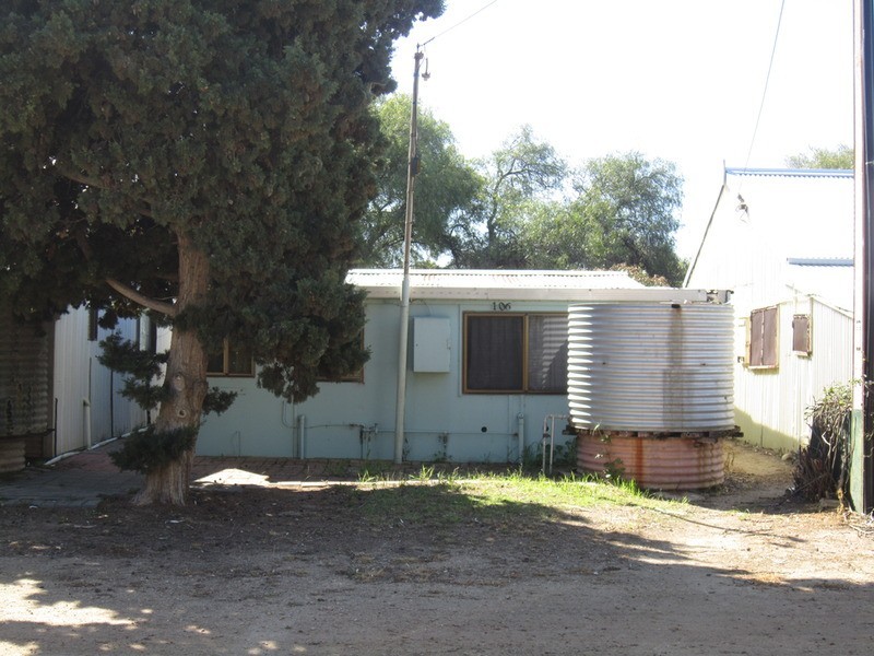 106 Whiting  Road, Fisherman Bay SA 5522