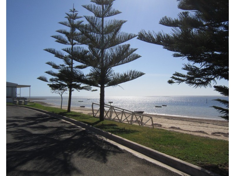 106 Whiting  Road, Fisherman Bay SA 5522