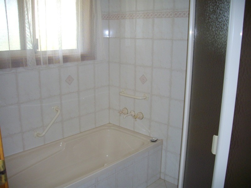 17 Mill Street, Laura SA 5480