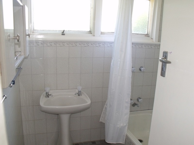 8 Sixth Street, Gladstone SA 5473