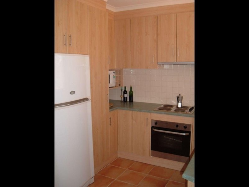 16 Dolphin Road, Fisherman Bay SA 5522