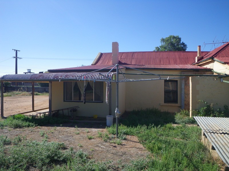 52 Park Terrace, Gladstone SA 5473