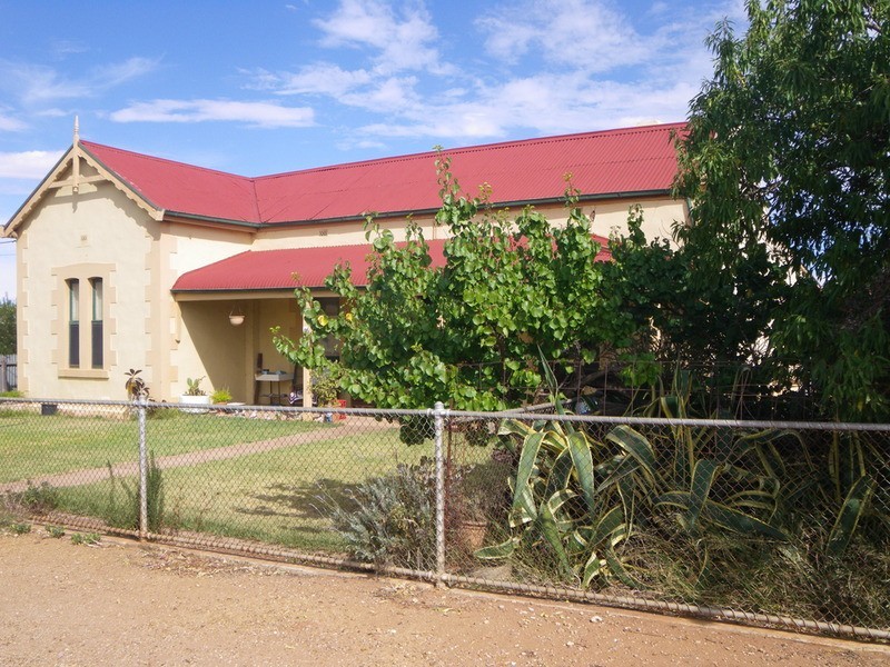 52 Park Terrace, Gladstone SA 5473