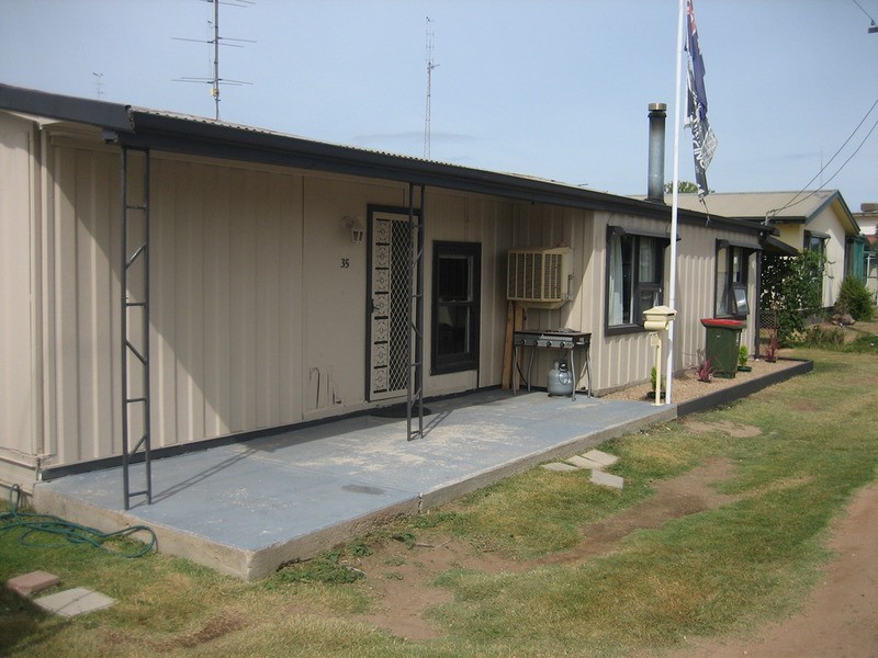 35 Snapper  Road, Fisherman Bay SA 5522