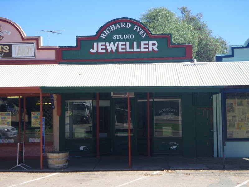 37 Herbert Street, Laura SA 5480