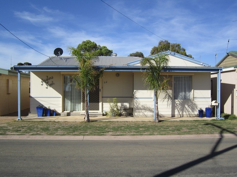 52 John Lewis Drive, Port Broughton SA 5522