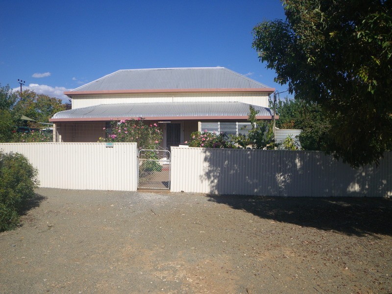 17 First  Street, Wirrabara SA 5481