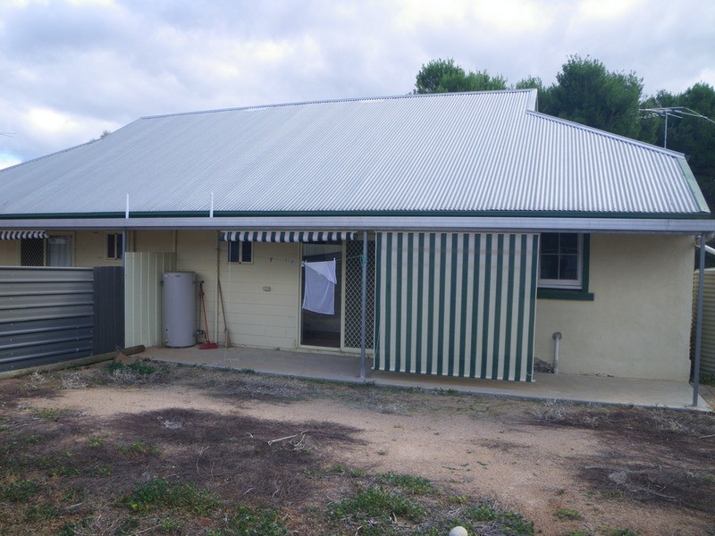 80-82 West Terrace North, Wirrabara SA 5481