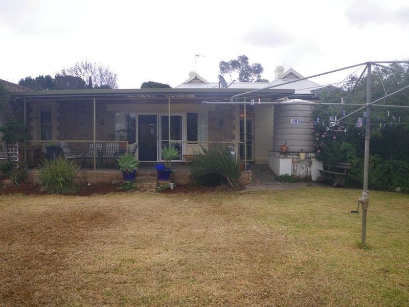 33 Sixth  Street, Gladstone SA 5473