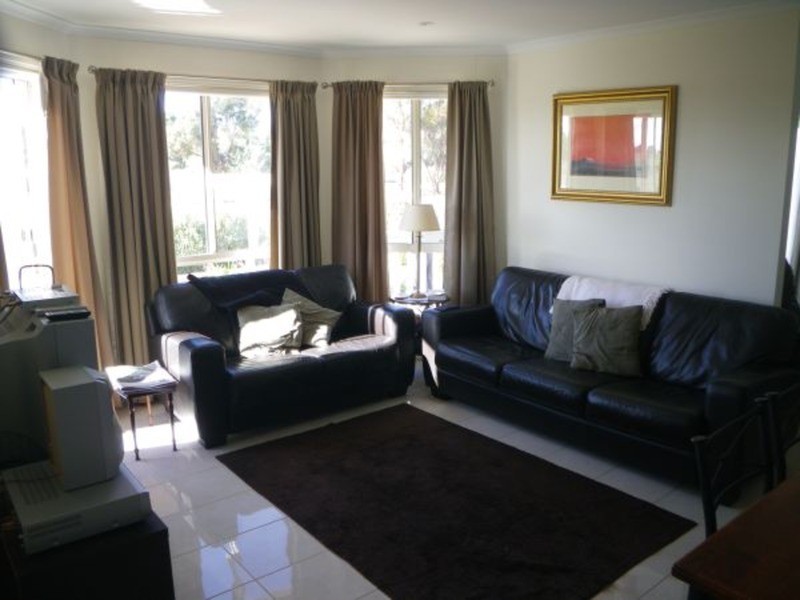 5 Olsen Close, Laura SA 5480