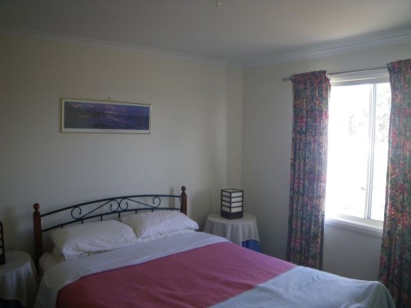 5 Olsen Close, Laura SA 5480