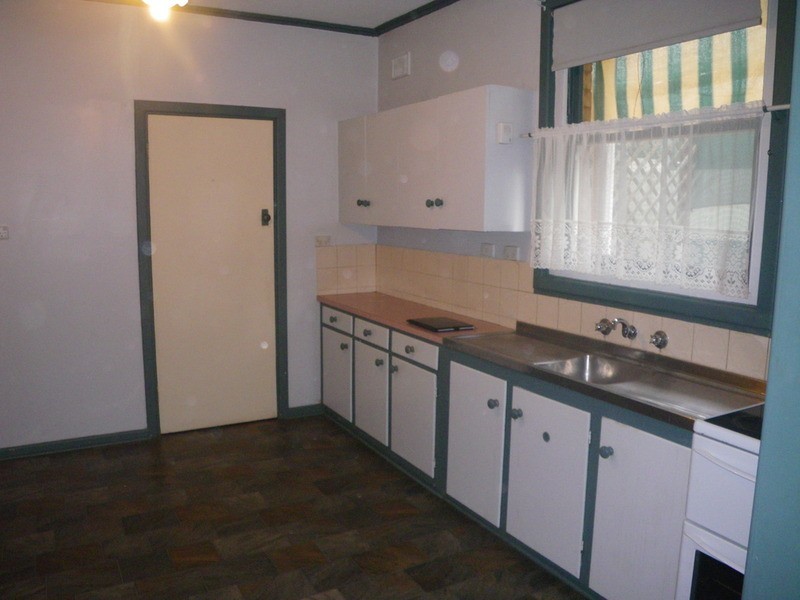 4 William Street, Crystal Brook SA 5523