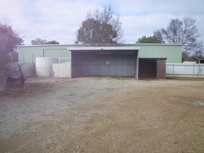 36 Herbert Street, Laura SA 5480