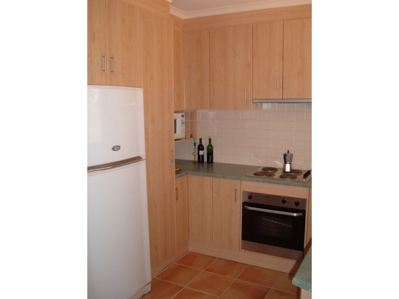 16 Dolphin Road, Fisherman Bay SA 5522