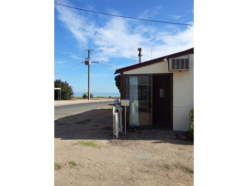 56 John Lewis Drive, Port Broughton SA 5522