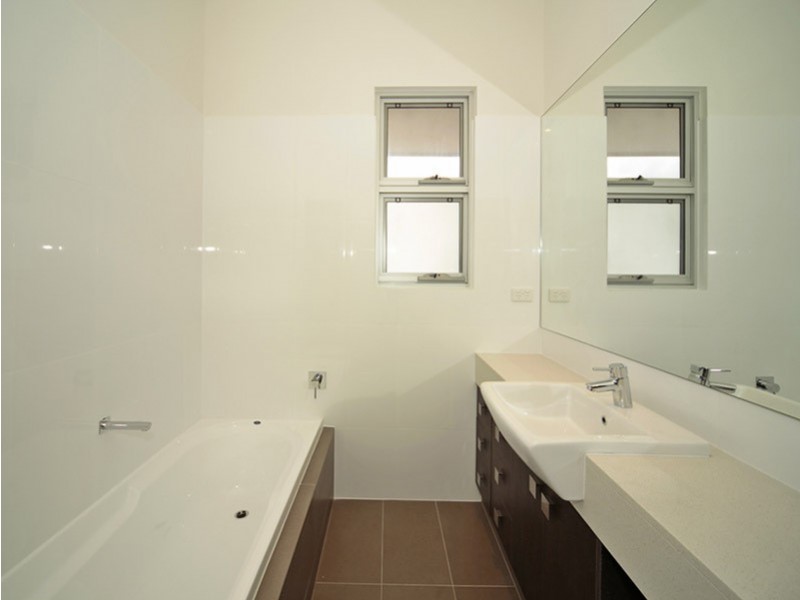 171 Military Road, Tennyson SA 5022