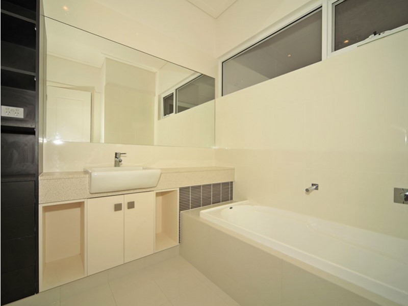 171 Military Road, Tennyson SA 5022