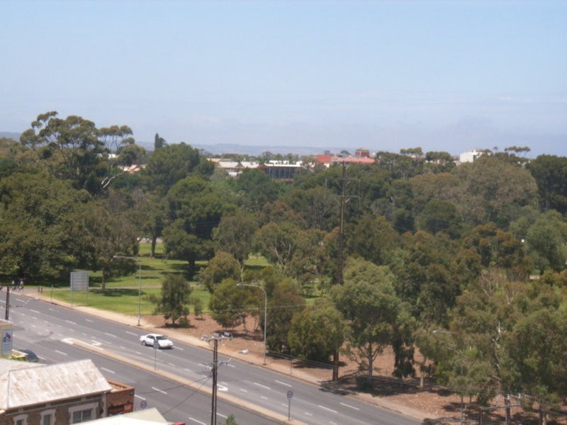 2/19 North Terrace, Adelaide SA 5000