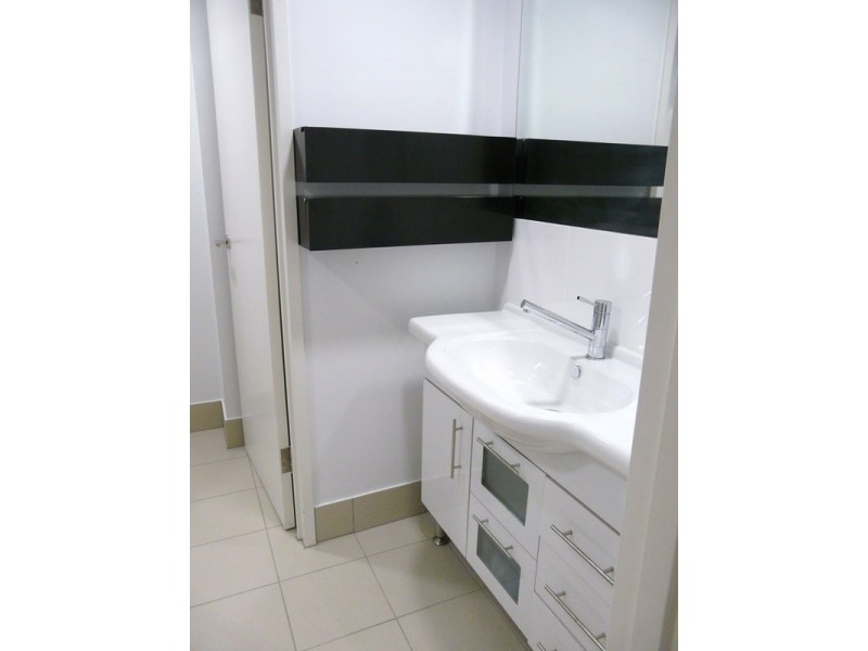 325/281-286 North Terrace, Adelaide SA 5000