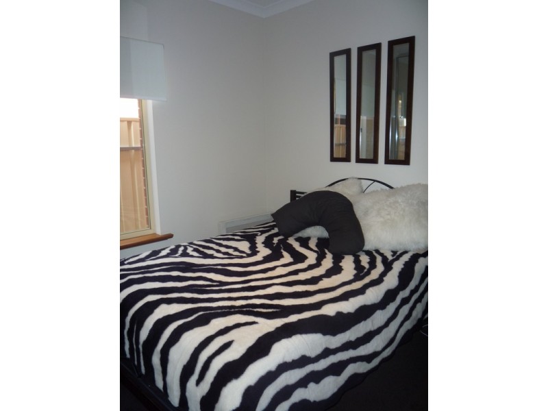 5a Robert Street, Blair Athol SA 5084