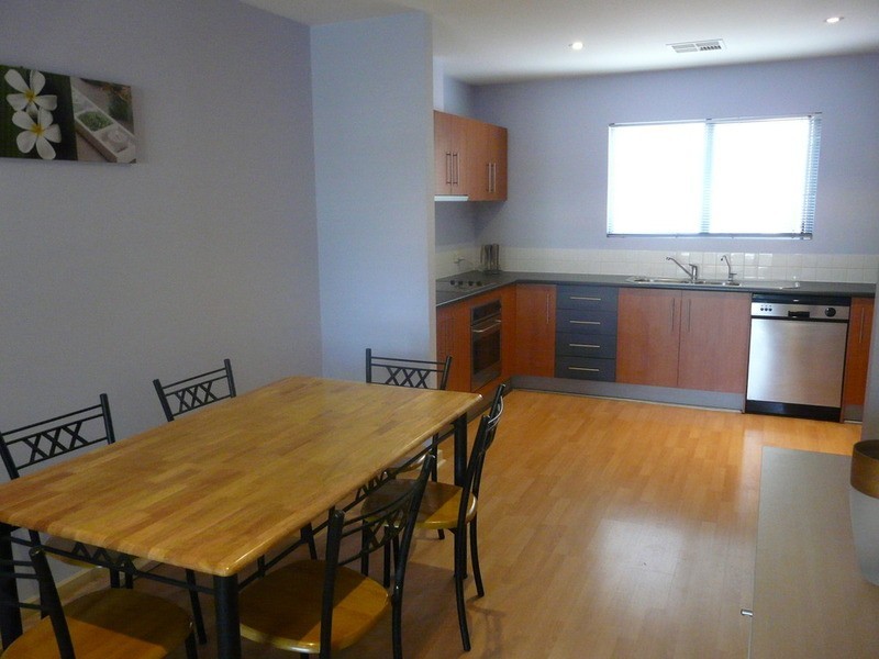 17/131 Gray Street, Adelaide SA 5000