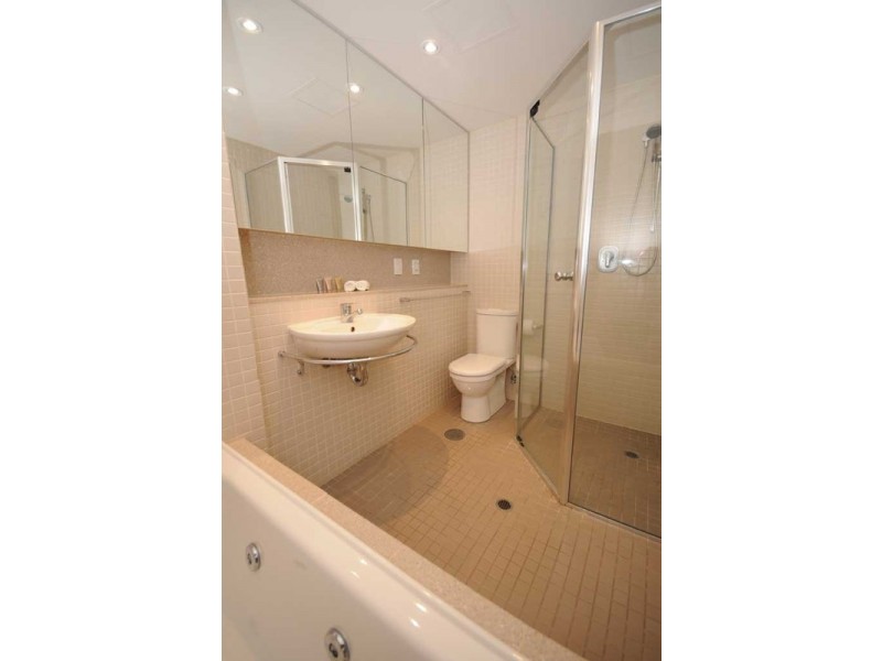 608/16 Holdfast Promenade, Glenelg SA 5045