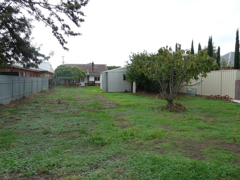 27 Beauchamp Street, Kurralta Park SA 5037