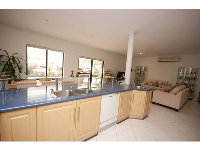 411 Military Road, Henley Beach SA 5022