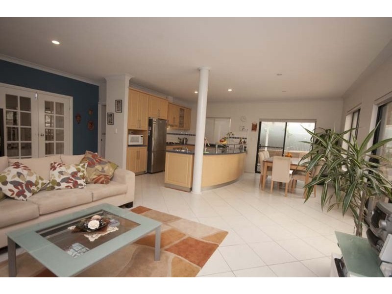 411 Military Road, Henley Beach SA 5022