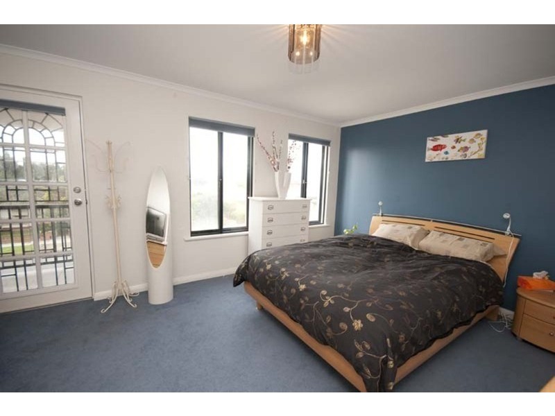 411 Military Road, Henley Beach SA 5022