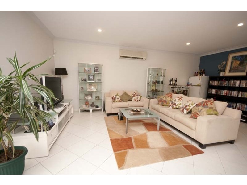 411 Military Road, Henley Beach SA 5022