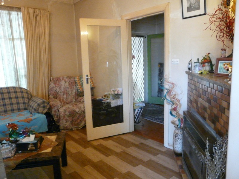 8 Emily Avenue, Clapham SA 5062